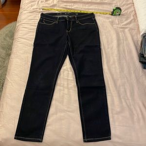 Levi’s Demi Curve Mid Rise Skinny jeans
